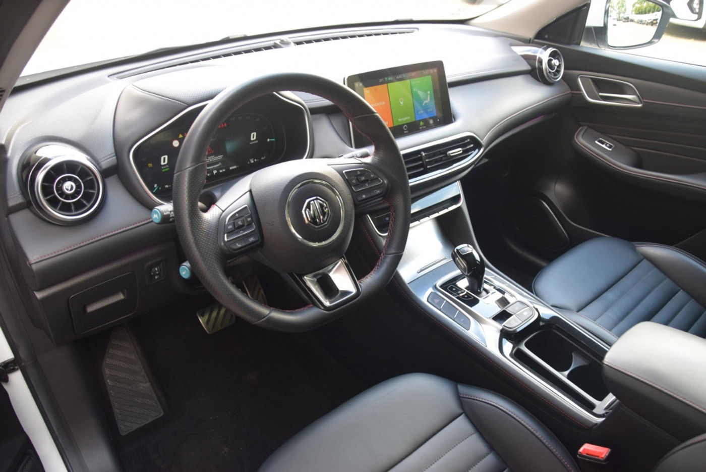 Foto van MG MG Rx6 Plug-in Hybrid