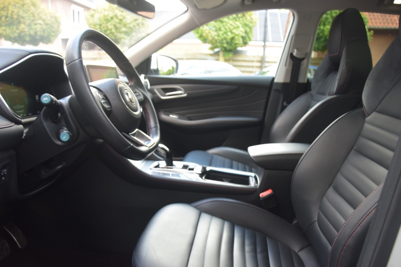 Foto van MG MG Rx6 Plug-in Hybrid
