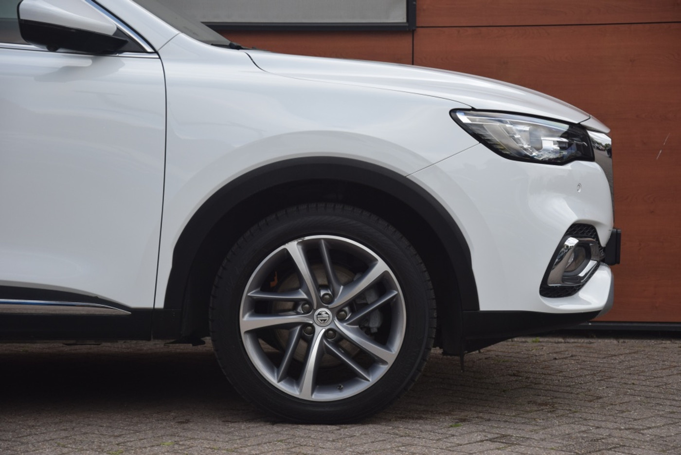 Foto van MG MG Rx6 Plug-in Hybrid