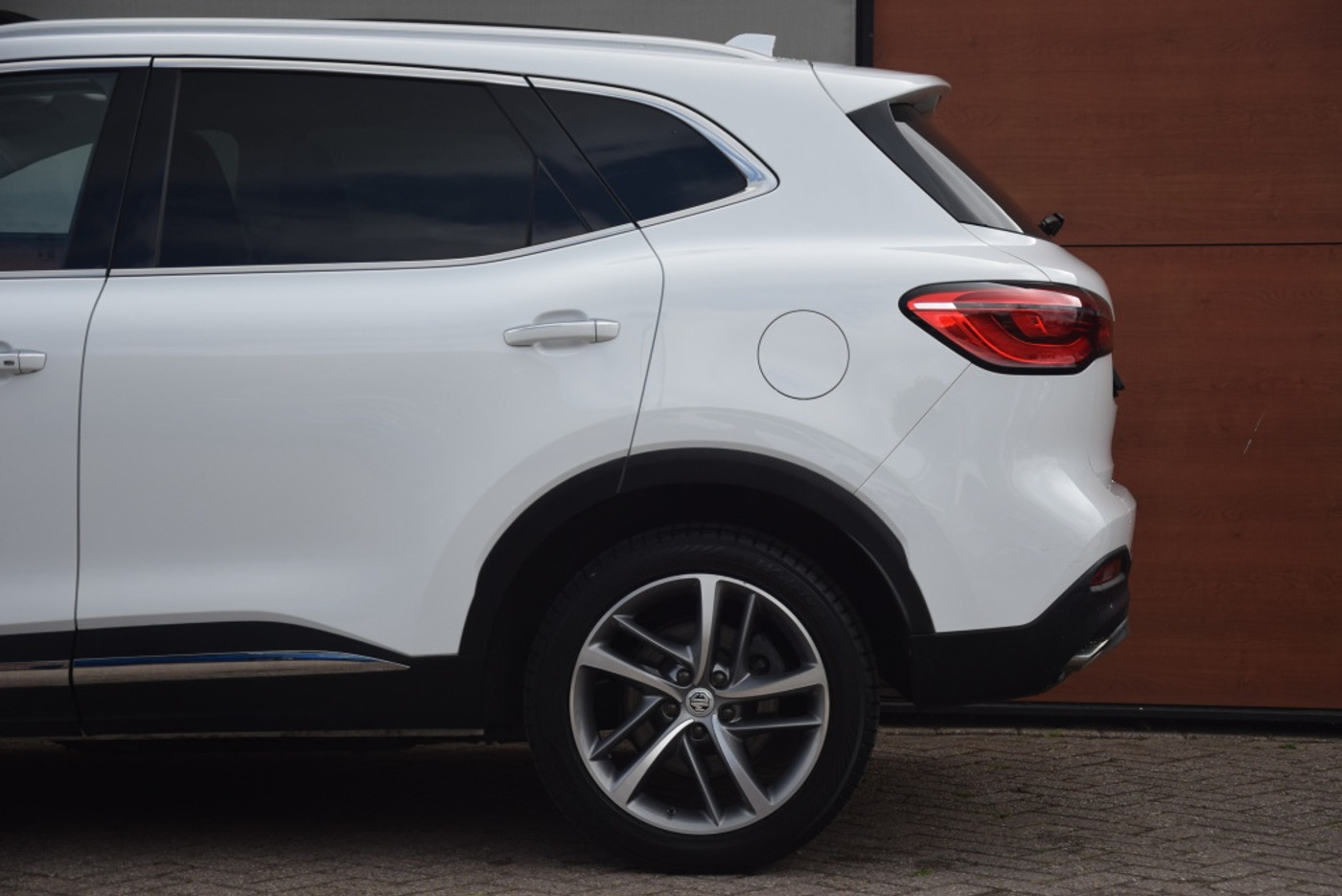 Foto van MG MG Rx6 Plug-in Hybrid
