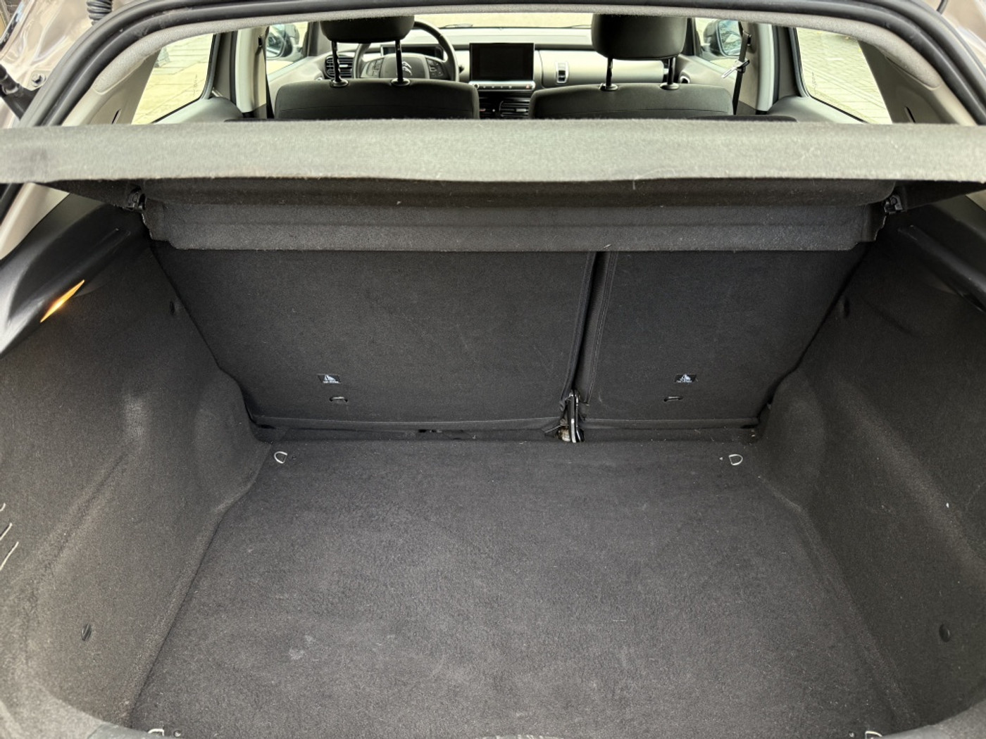Foto van Citroen C4 Cactus