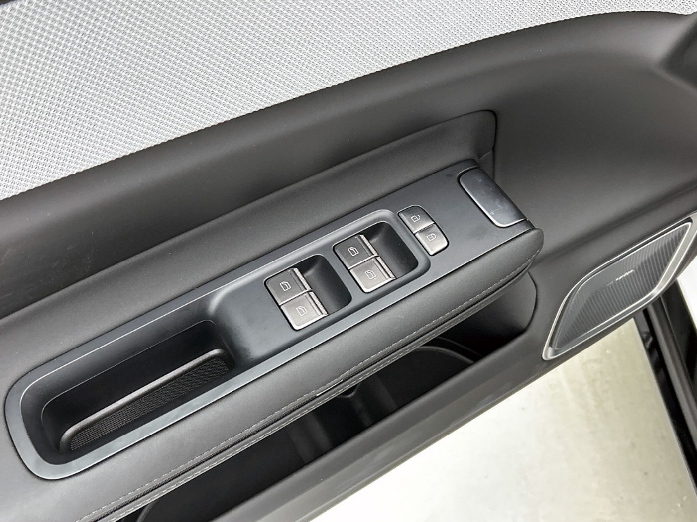 Foto van Polestar Polestar 4