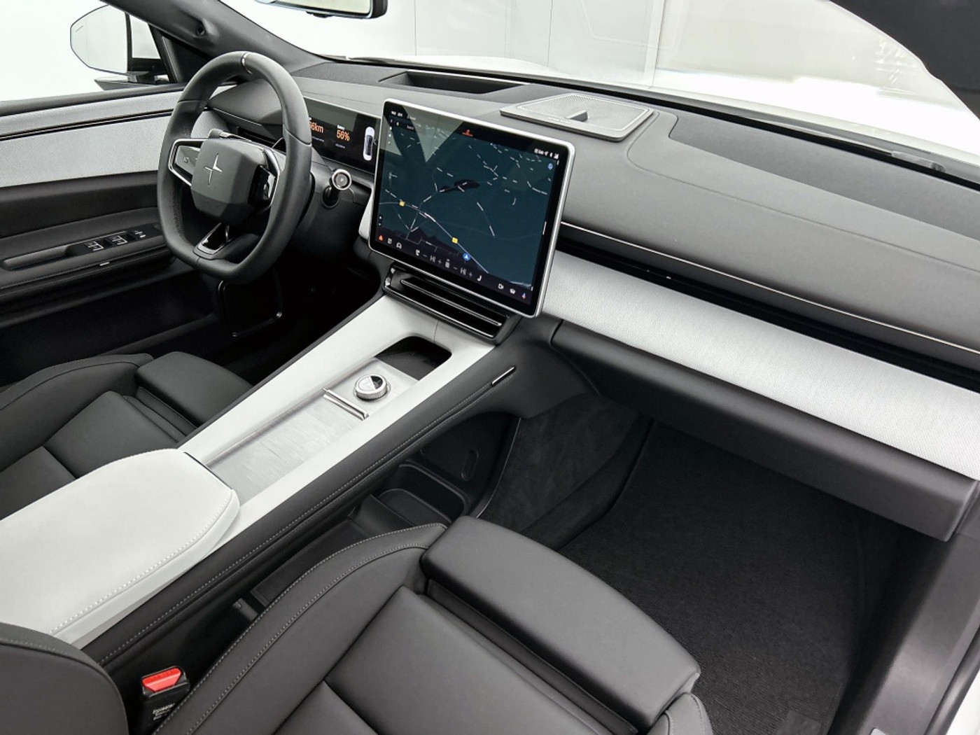 Foto van Polestar Polestar 4