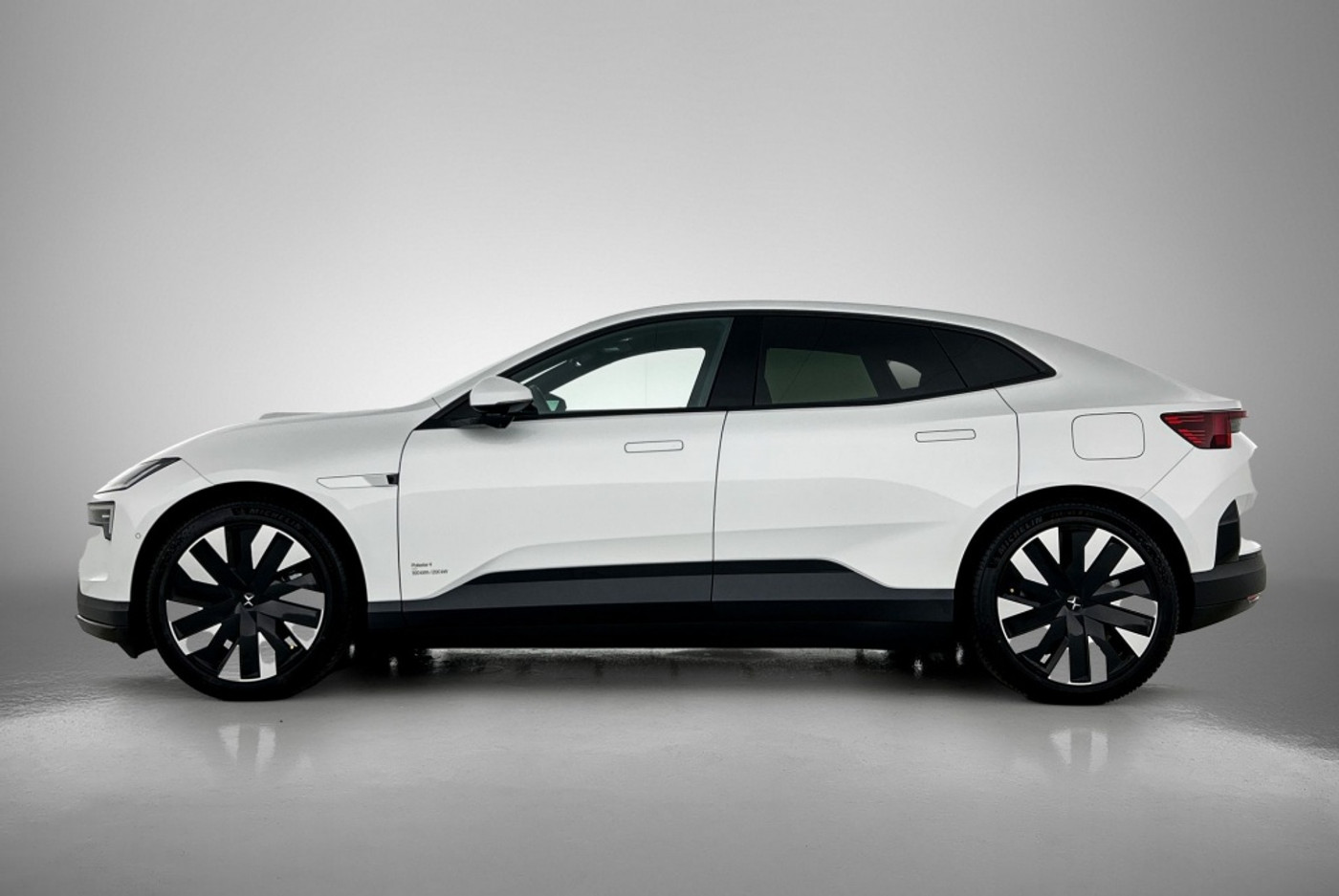 Foto van Polestar Polestar 4