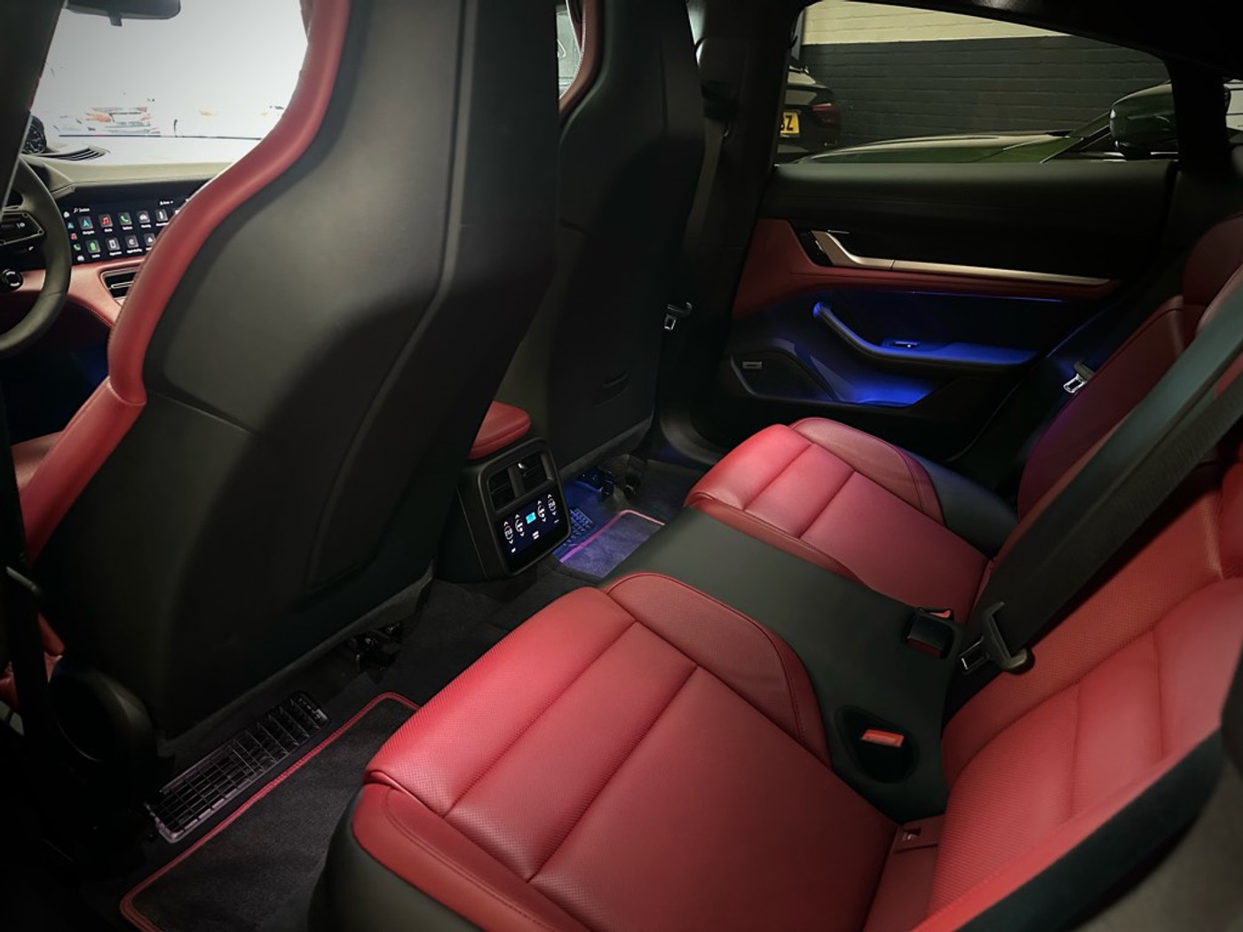 Foto van Porsche Taycan 4s