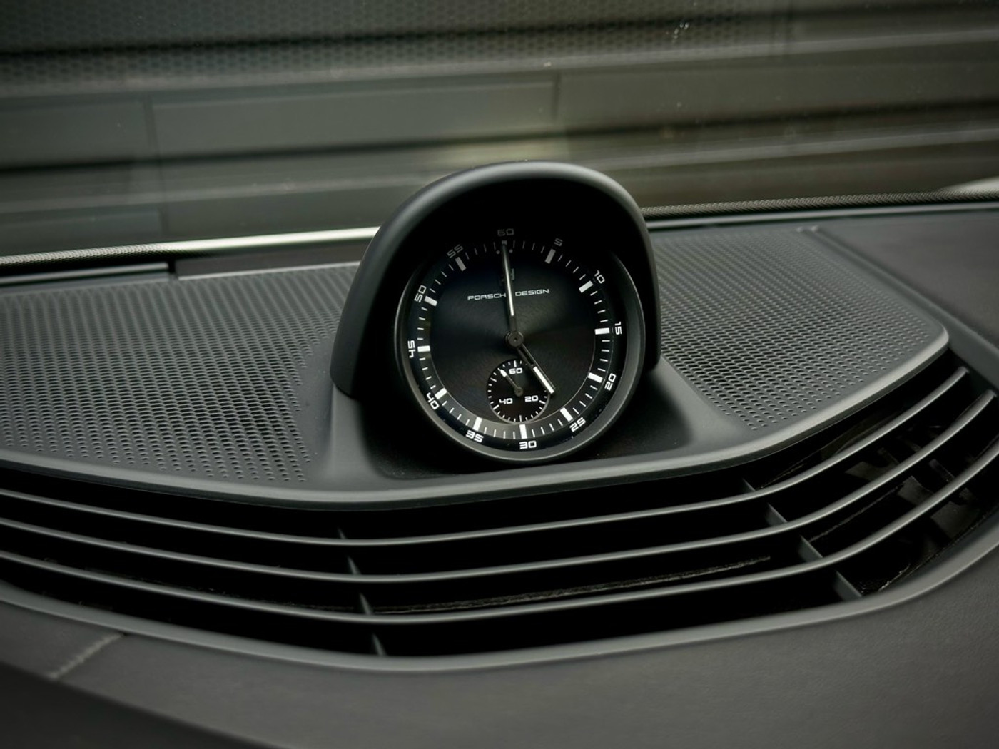 Foto van Porsche Taycan 4s