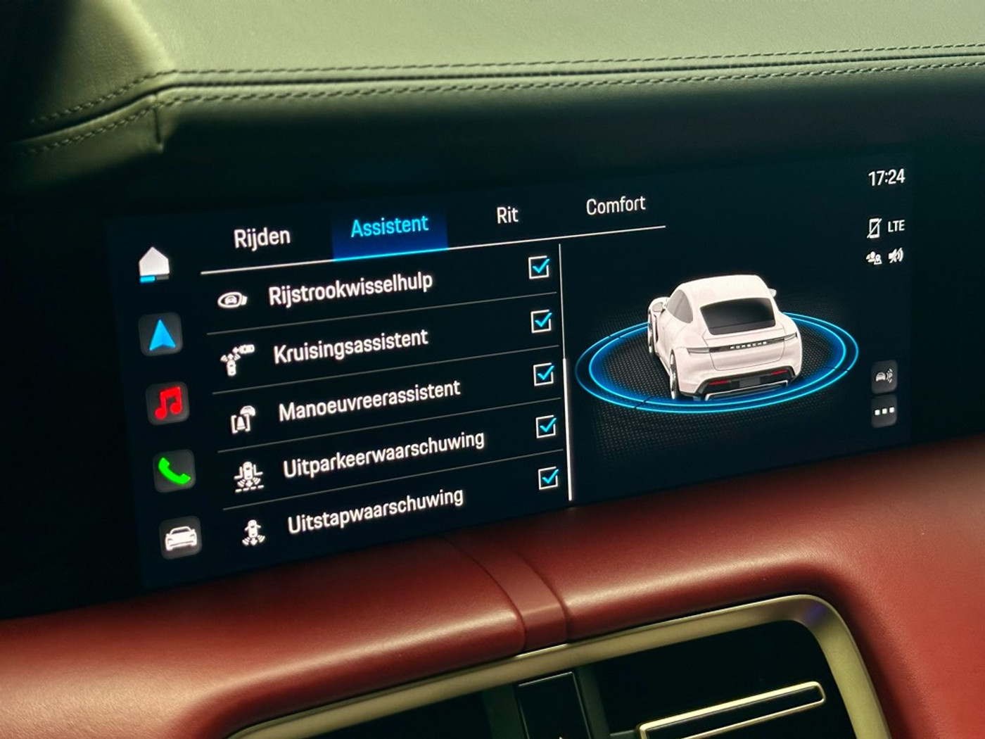 Foto van Porsche Taycan 4s