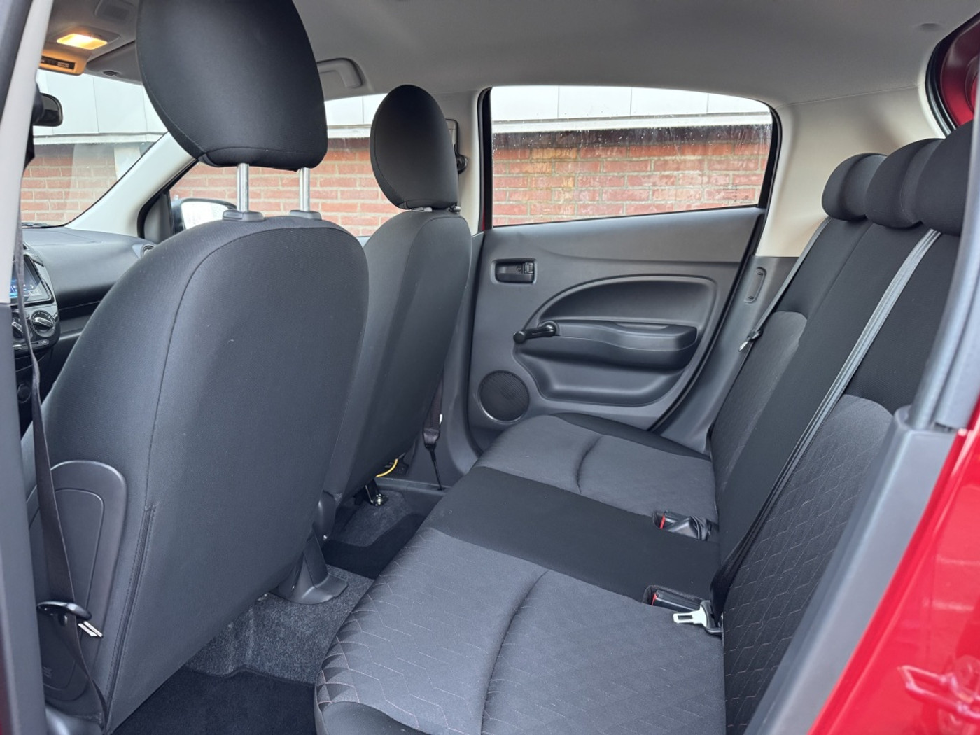 Foto van Mitsubishi Space Star