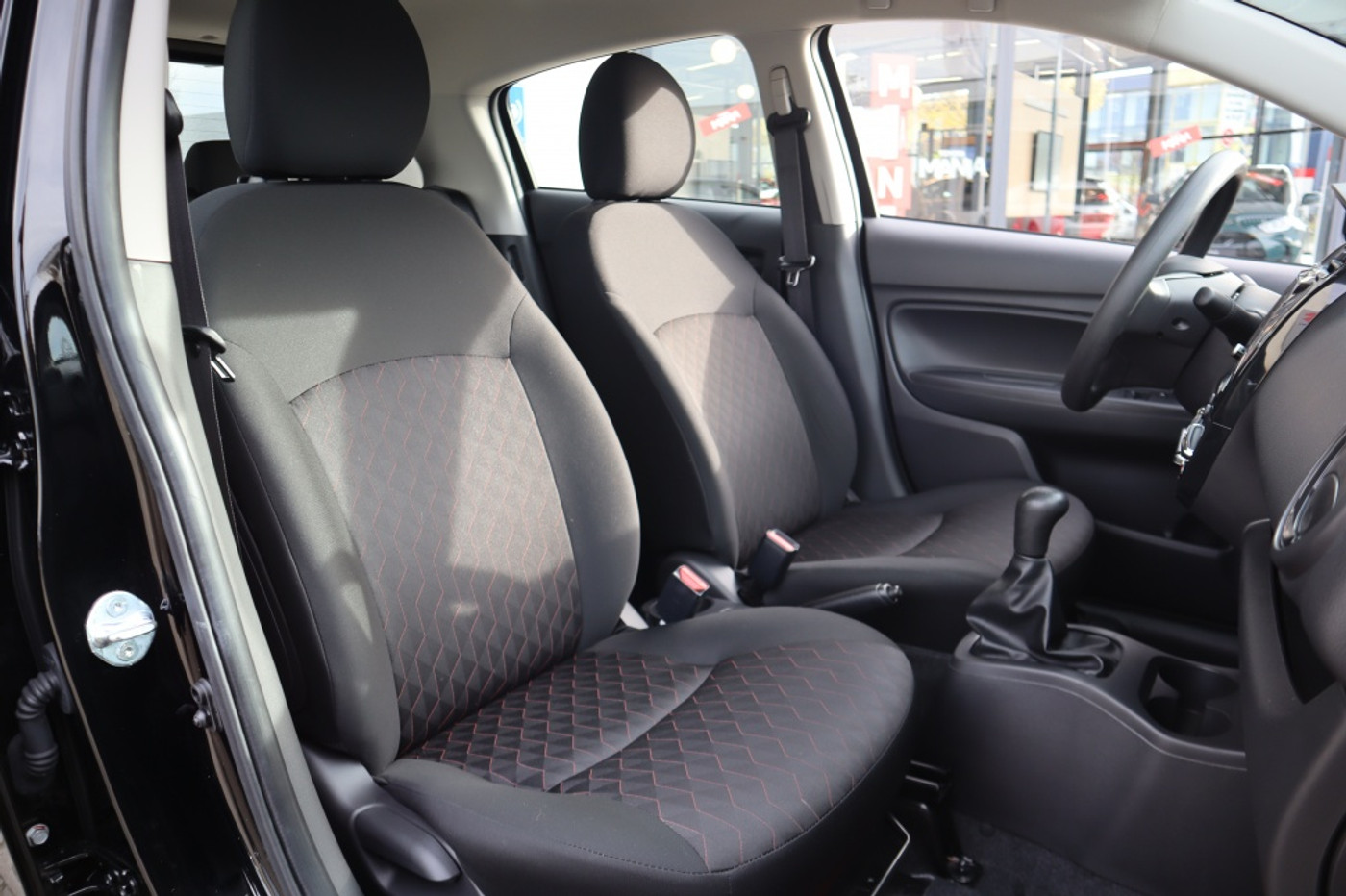 Foto van Mitsubishi Mitsubishi Space Star