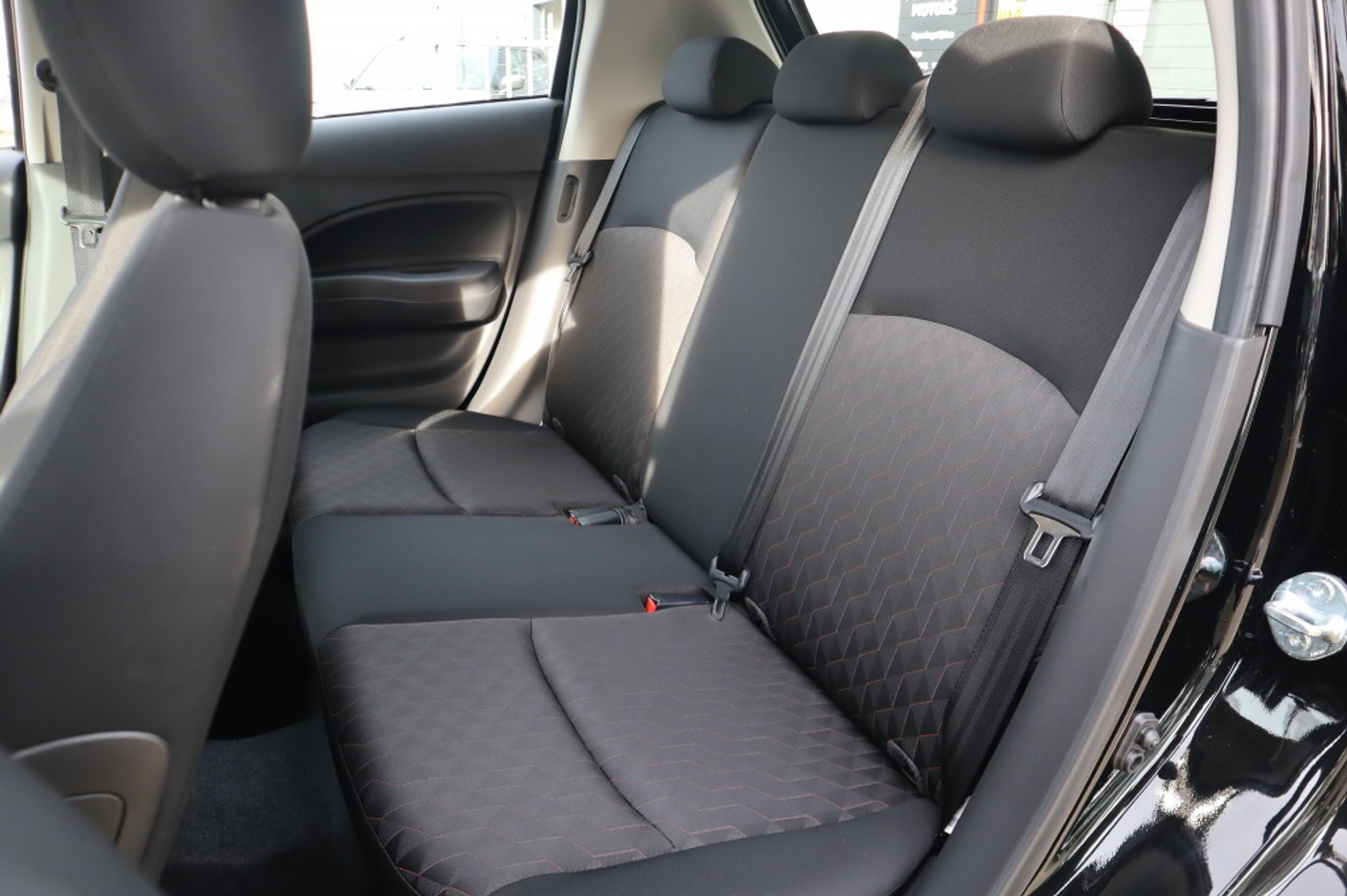 Foto van Mitsubishi Mitsubishi Space Star