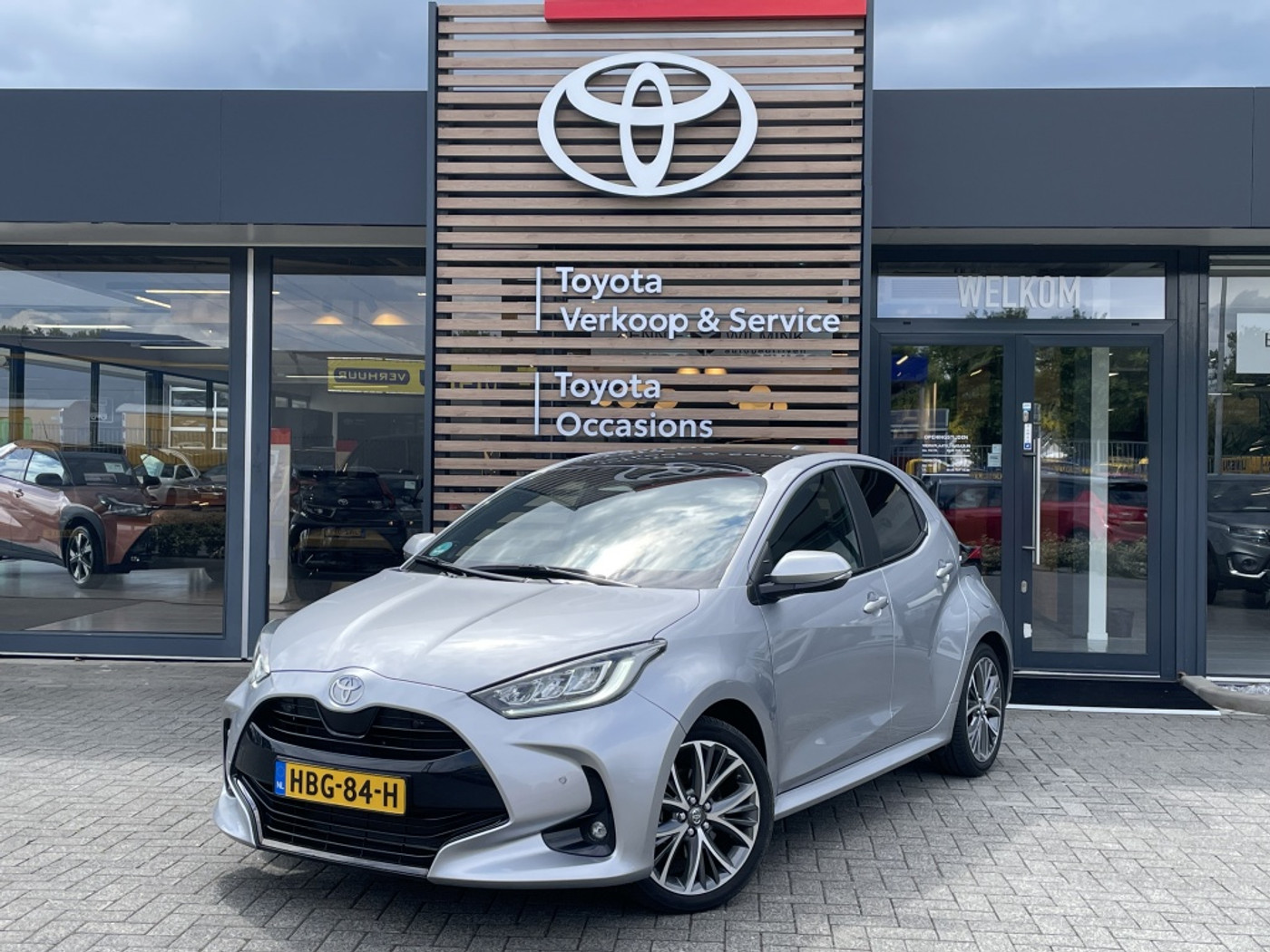 Toyota Toyota Yaris 1.5 Hyb. 130 Executive | Panoramadak | Trekhaak | JBL | Blindspo 2024 - voorkant