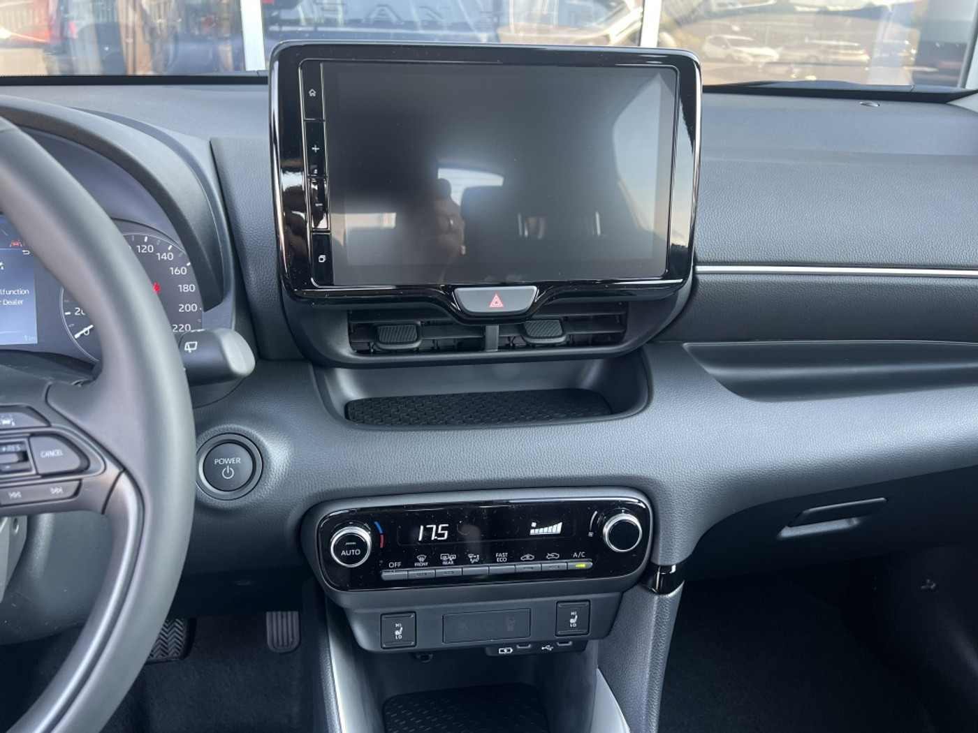 Foto van Mazda Mazda2 Hybrid