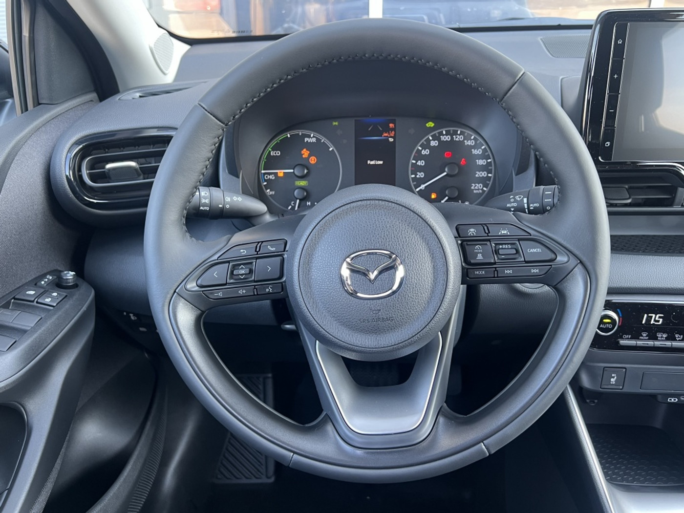 Foto van Mazda Mazda2 Hybrid
