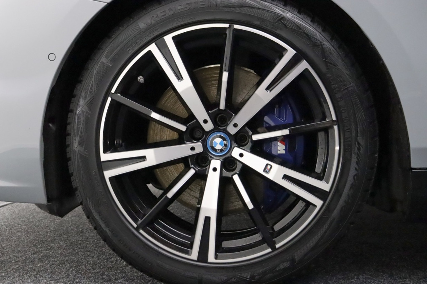 Foto van BMW I5 Edrive40