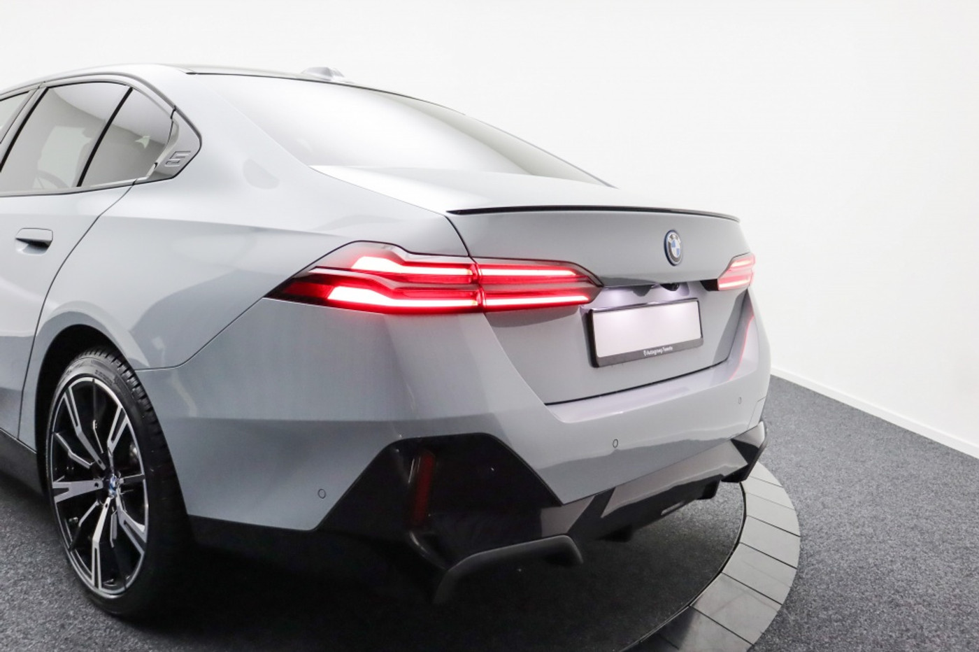 Foto van BMW I5 Edrive40