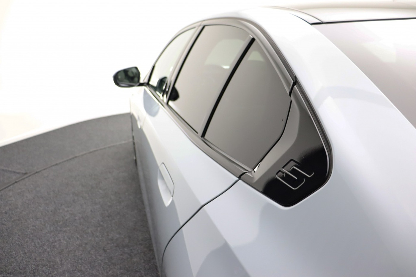 Foto van BMW I5 Edrive40