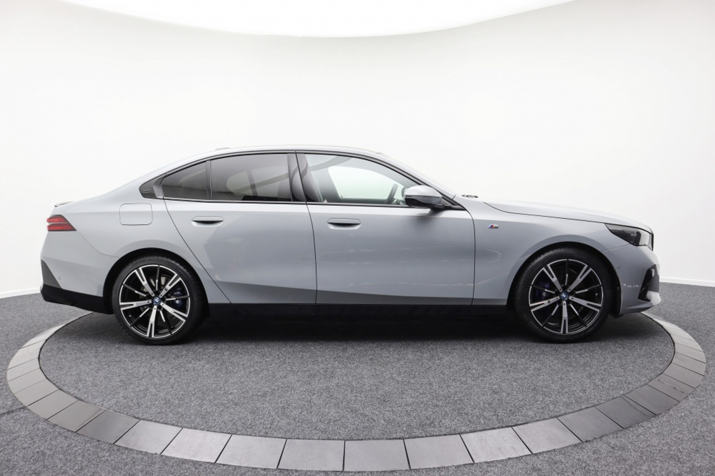 Foto van BMW I5 Edrive40