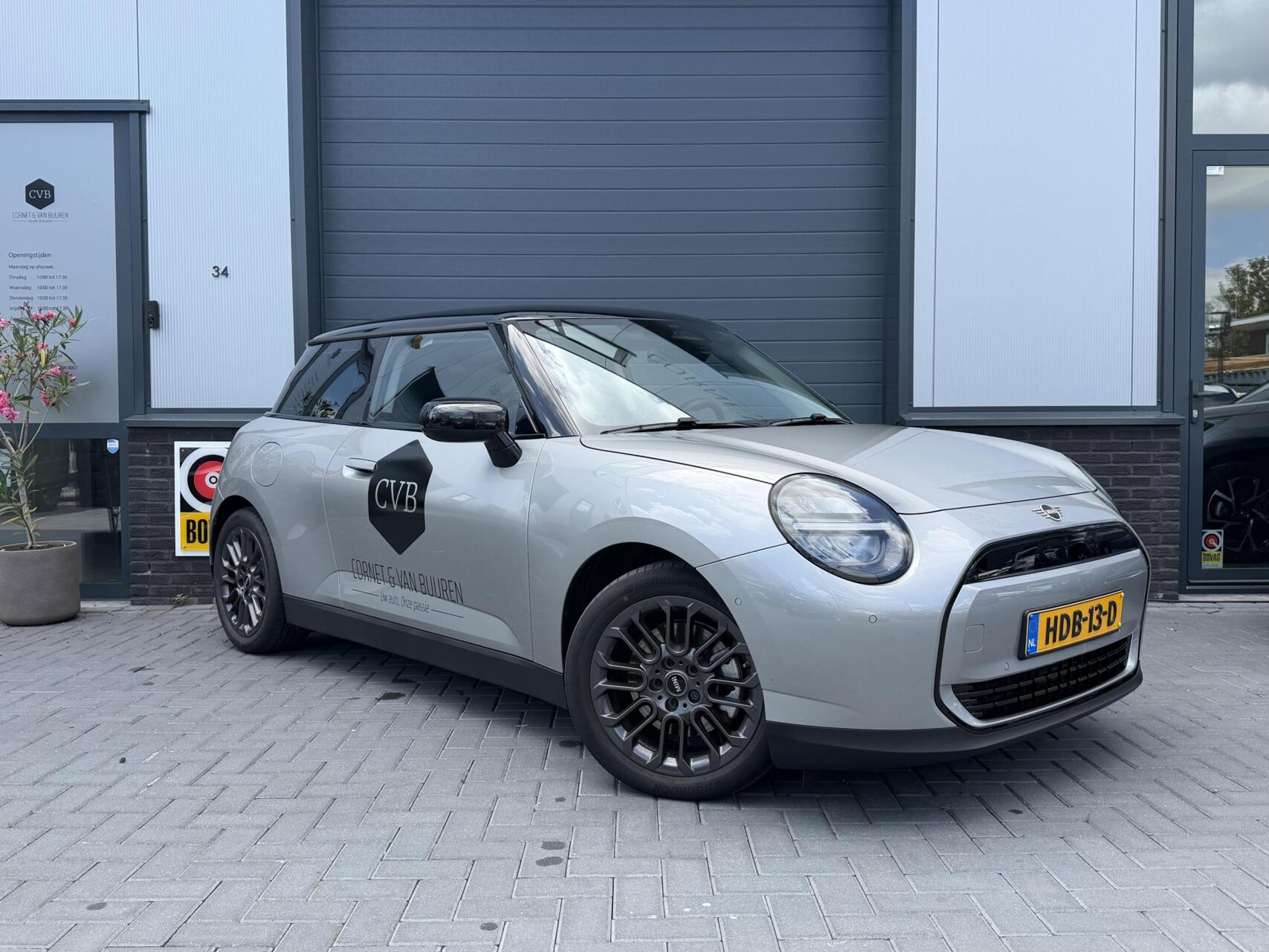 Foto van Mini Cooper E