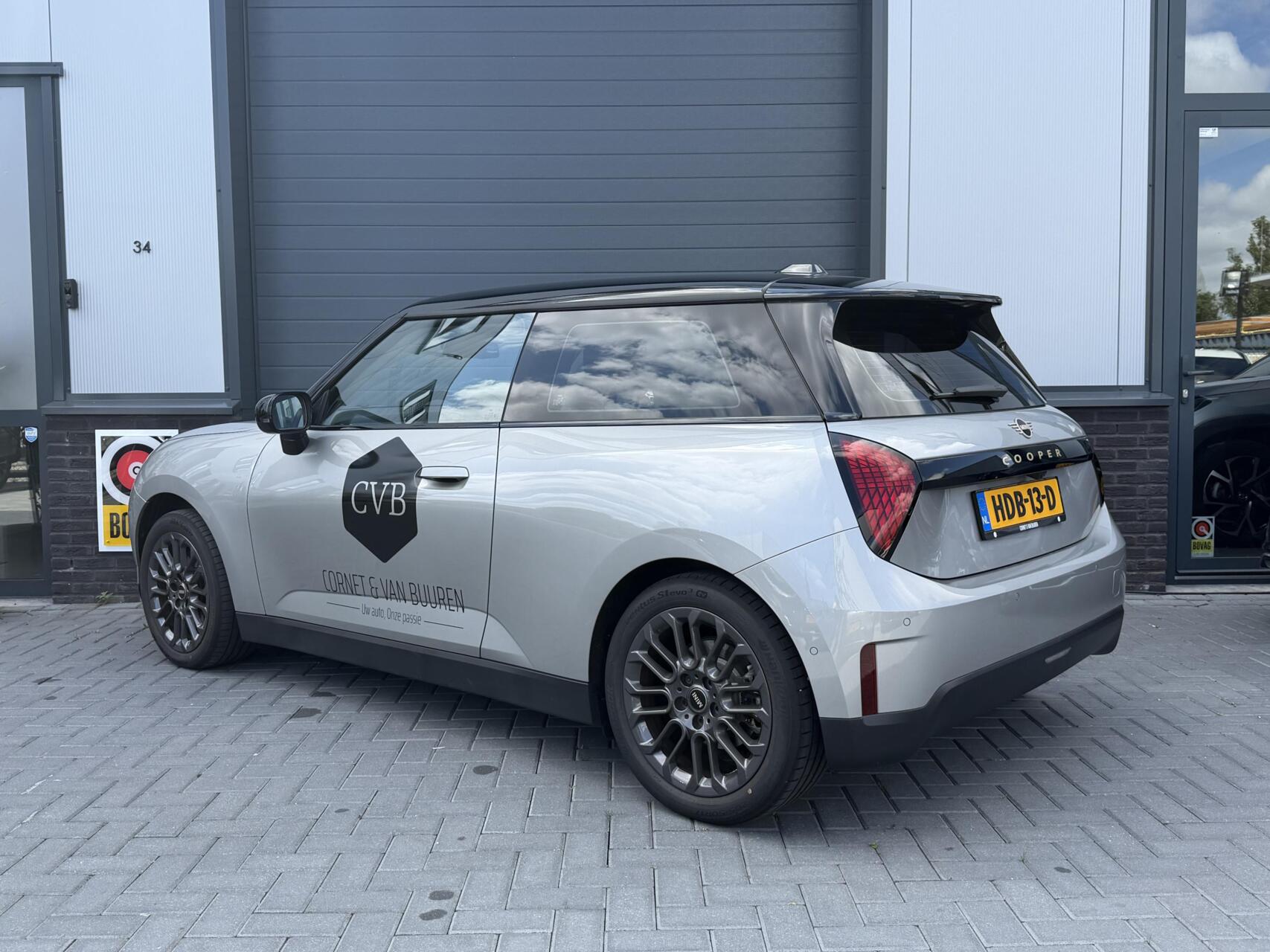 Foto van Mini Cooper E