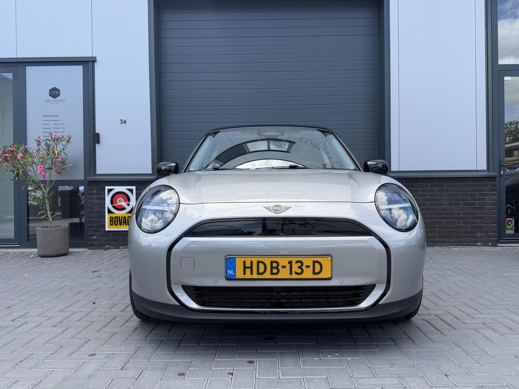 Foto van Mini Cooper E