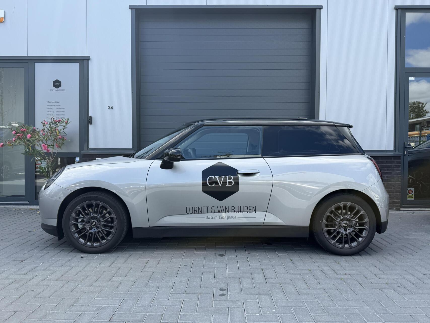 Foto van Mini Cooper E