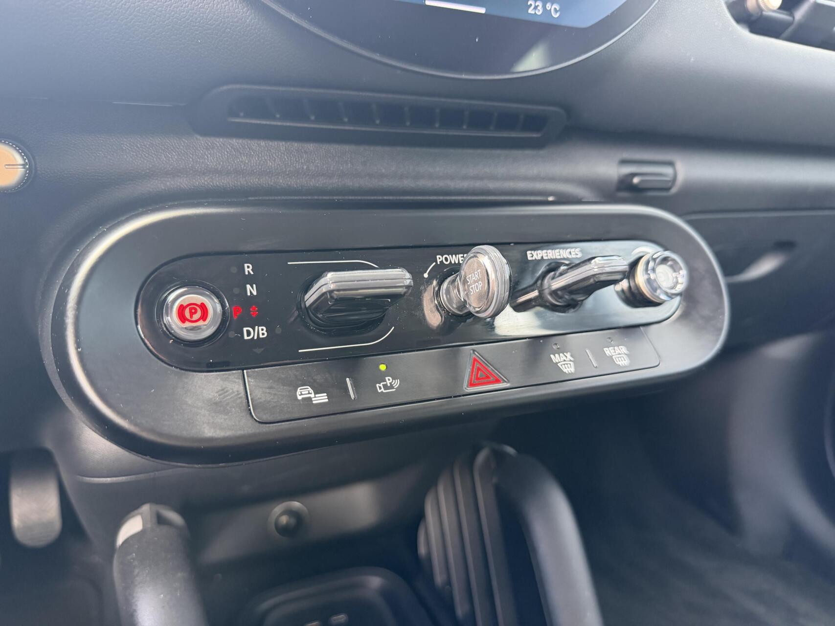 Foto van Mini Cooper E