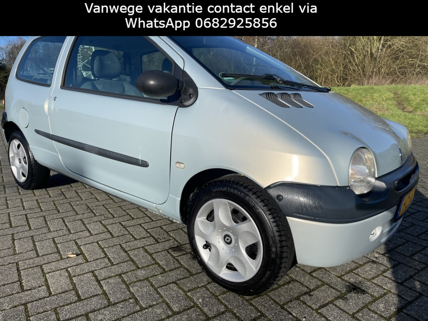 Renault Twingo 1.2 APK: Nieuw bij aflevering 2005 - voorkant