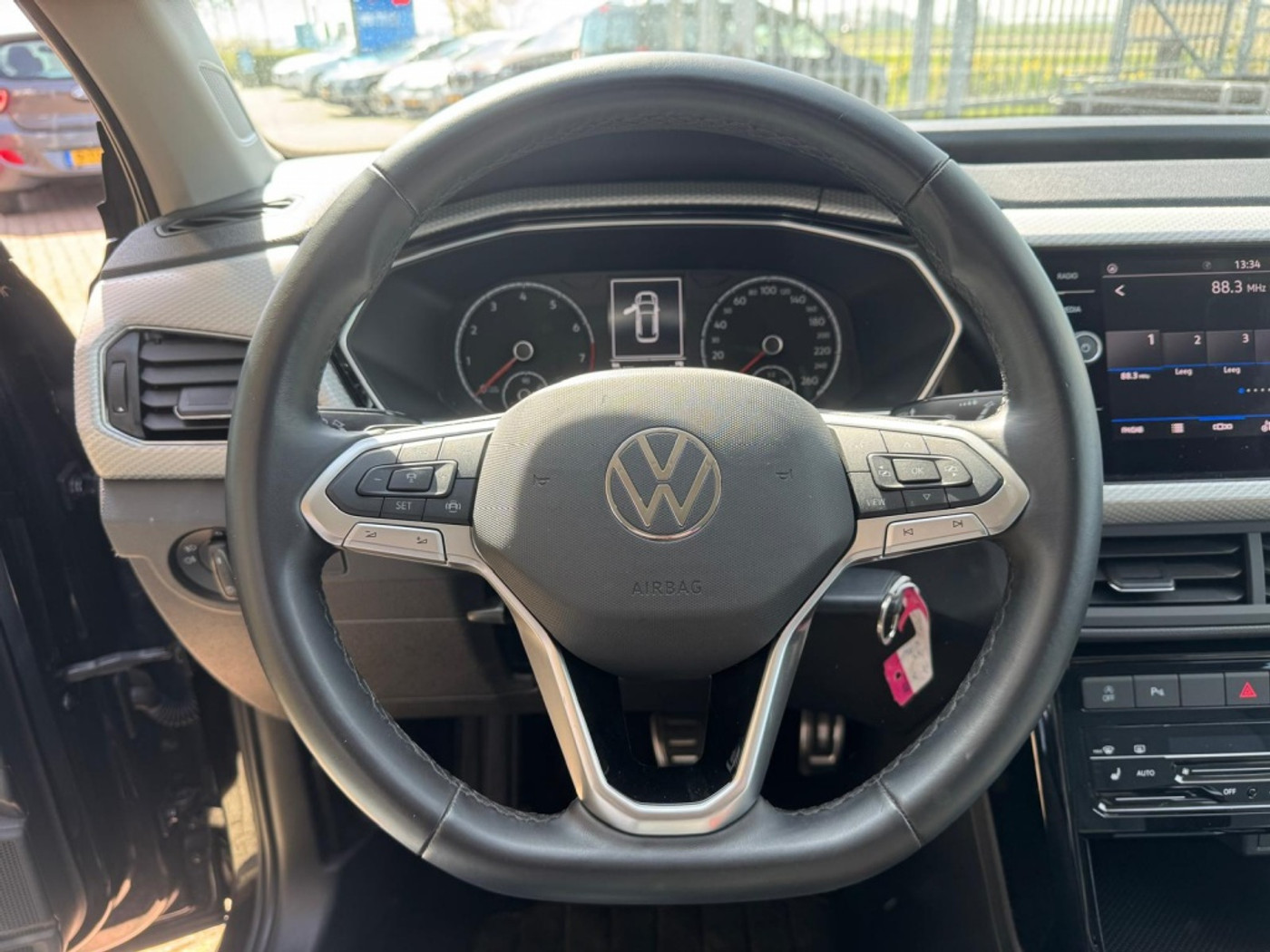 Foto van Volkswagen T-cross