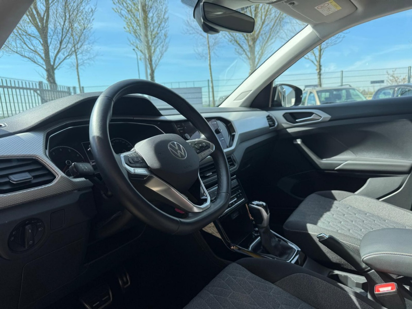 Foto van Volkswagen T-cross