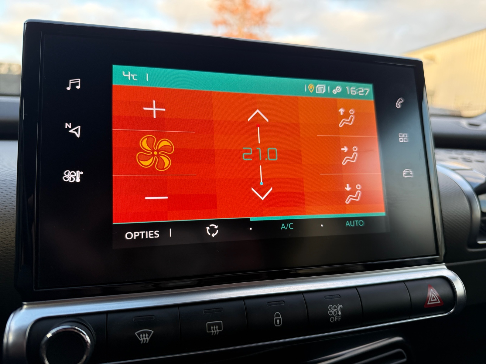 Foto van Citroen C4 Cactus