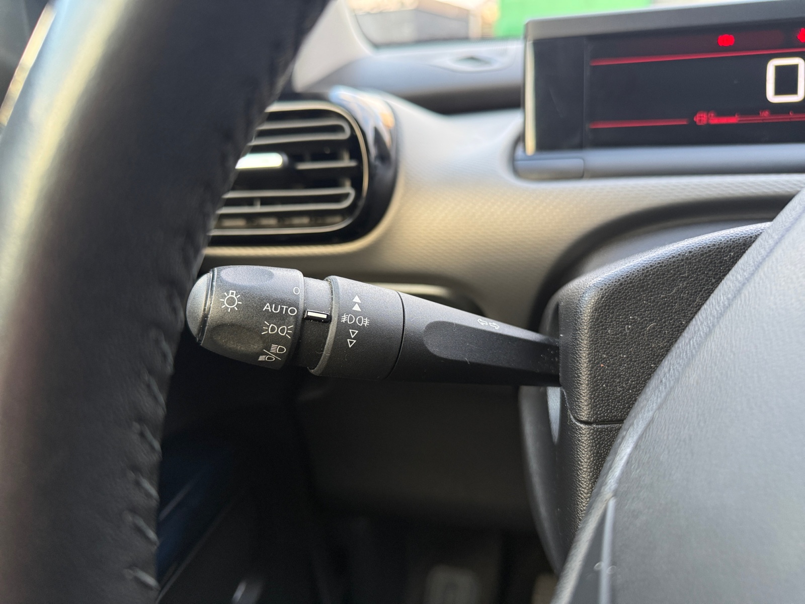 Foto van Citroen C4 Cactus