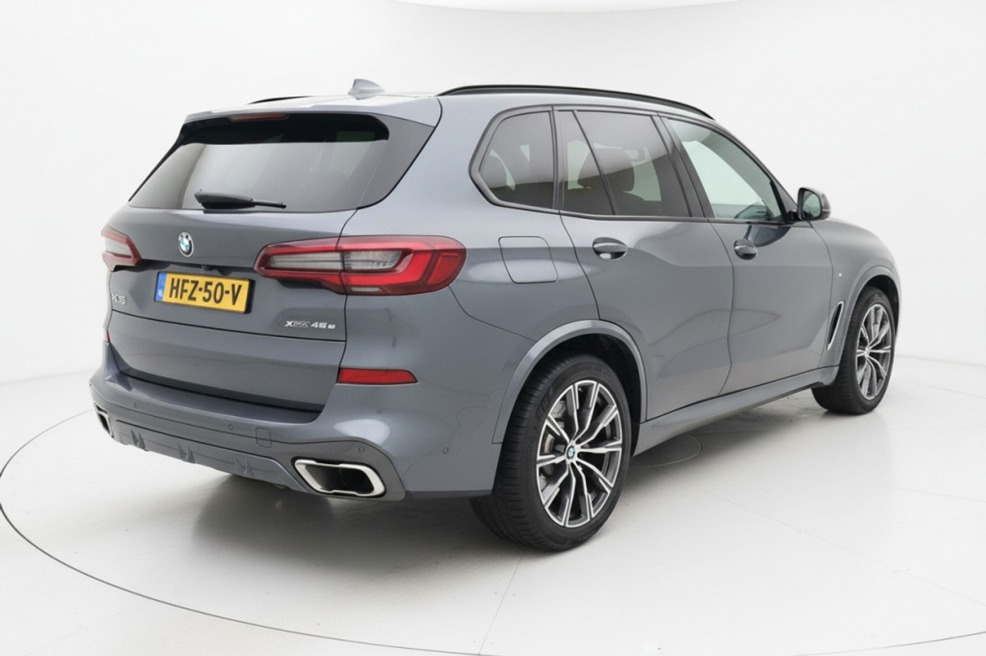 Foto van BMW X5 Xdrive45e
