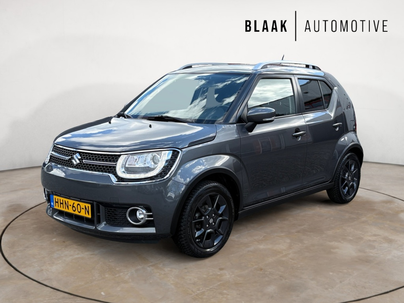 Suzuki Ignis 1.2 Select | trekhaak | dealeronderhouden 2019 - voorkant