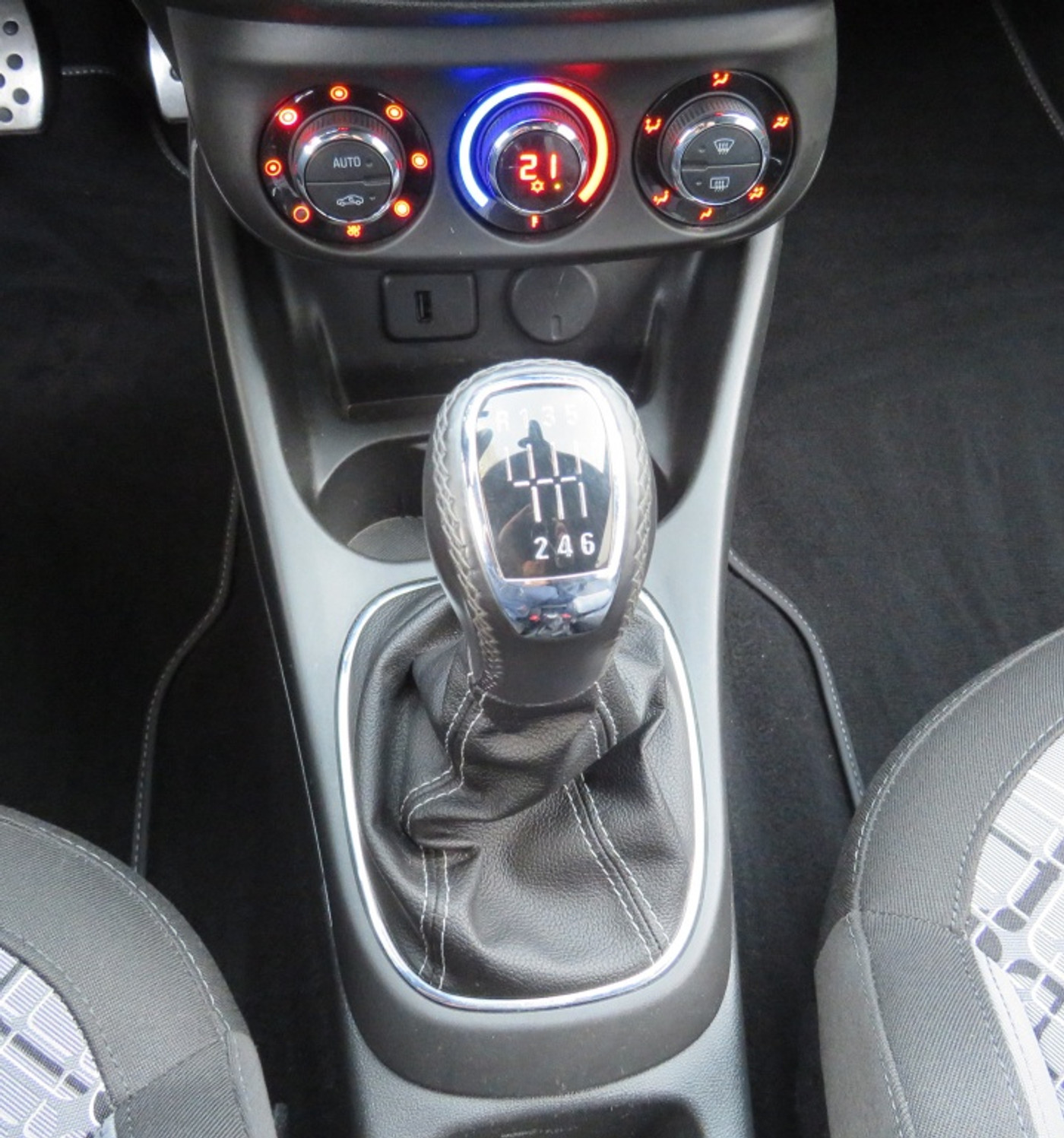 Foto van Opel Corsa-e