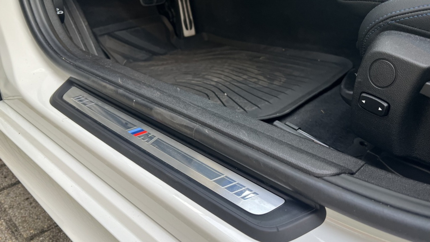 Foto van BMW 330e
