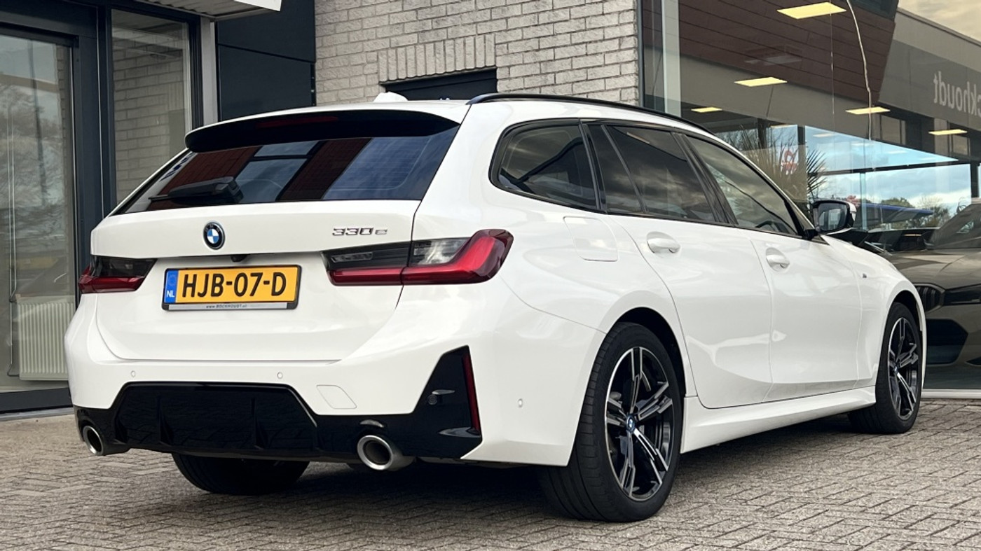 Foto van BMW 330e