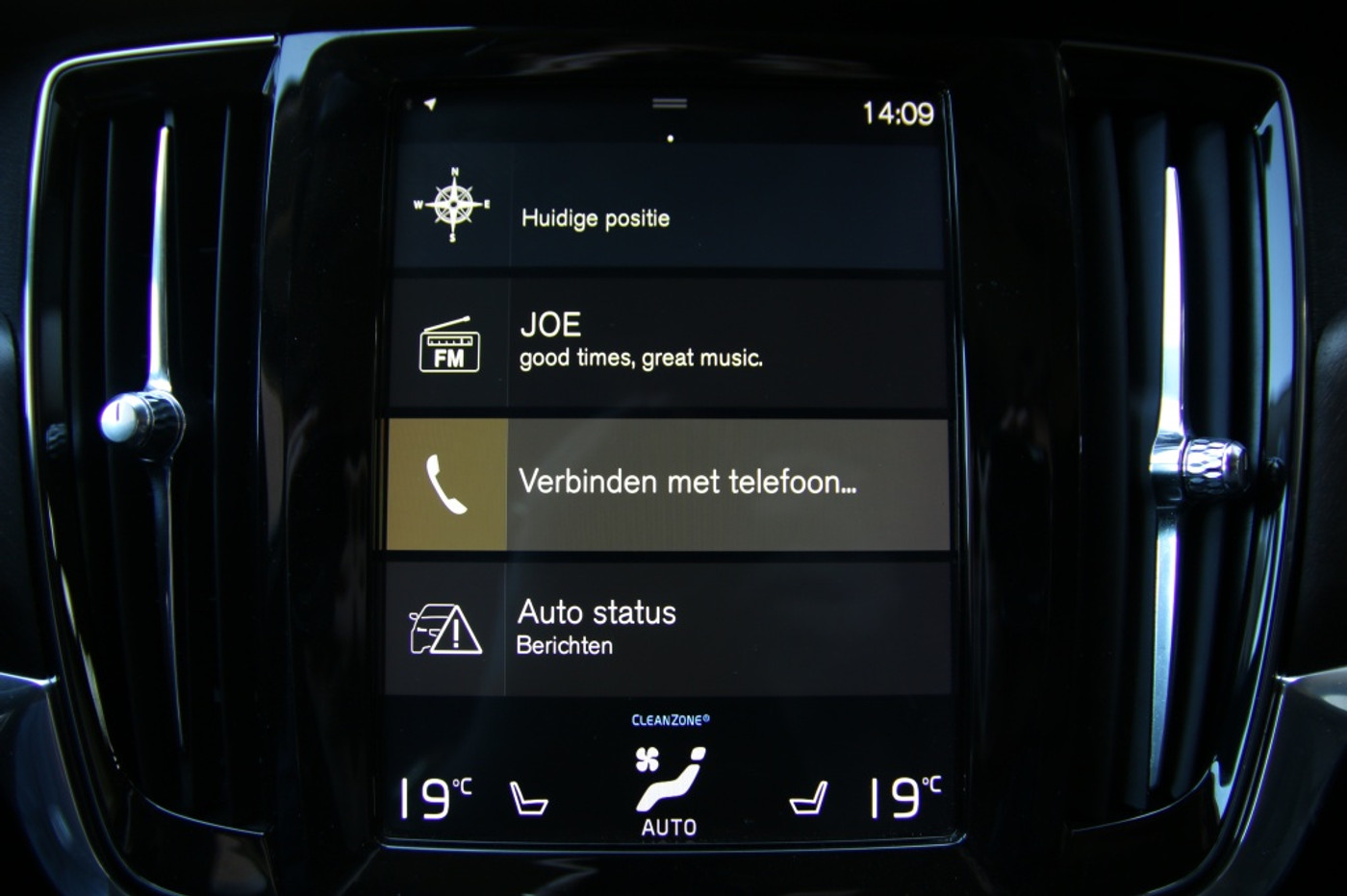 Foto van Volvo V90 Cross Country