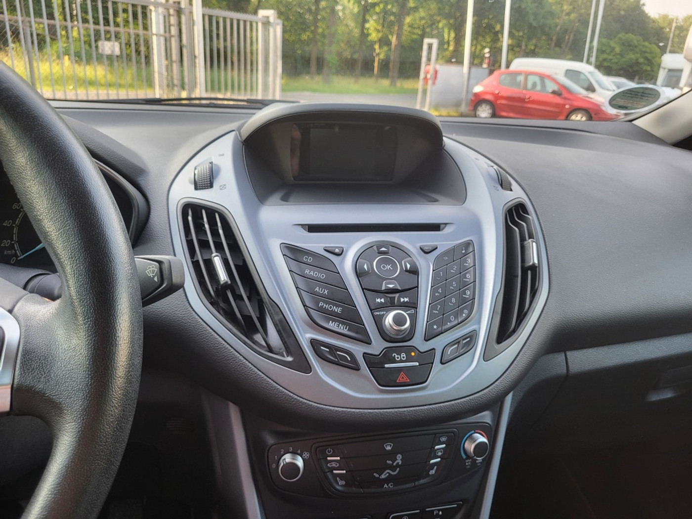 Foto van Ford B-max