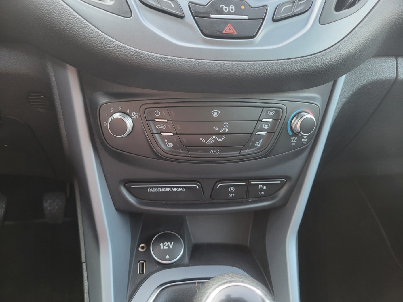 Foto van Ford B-max