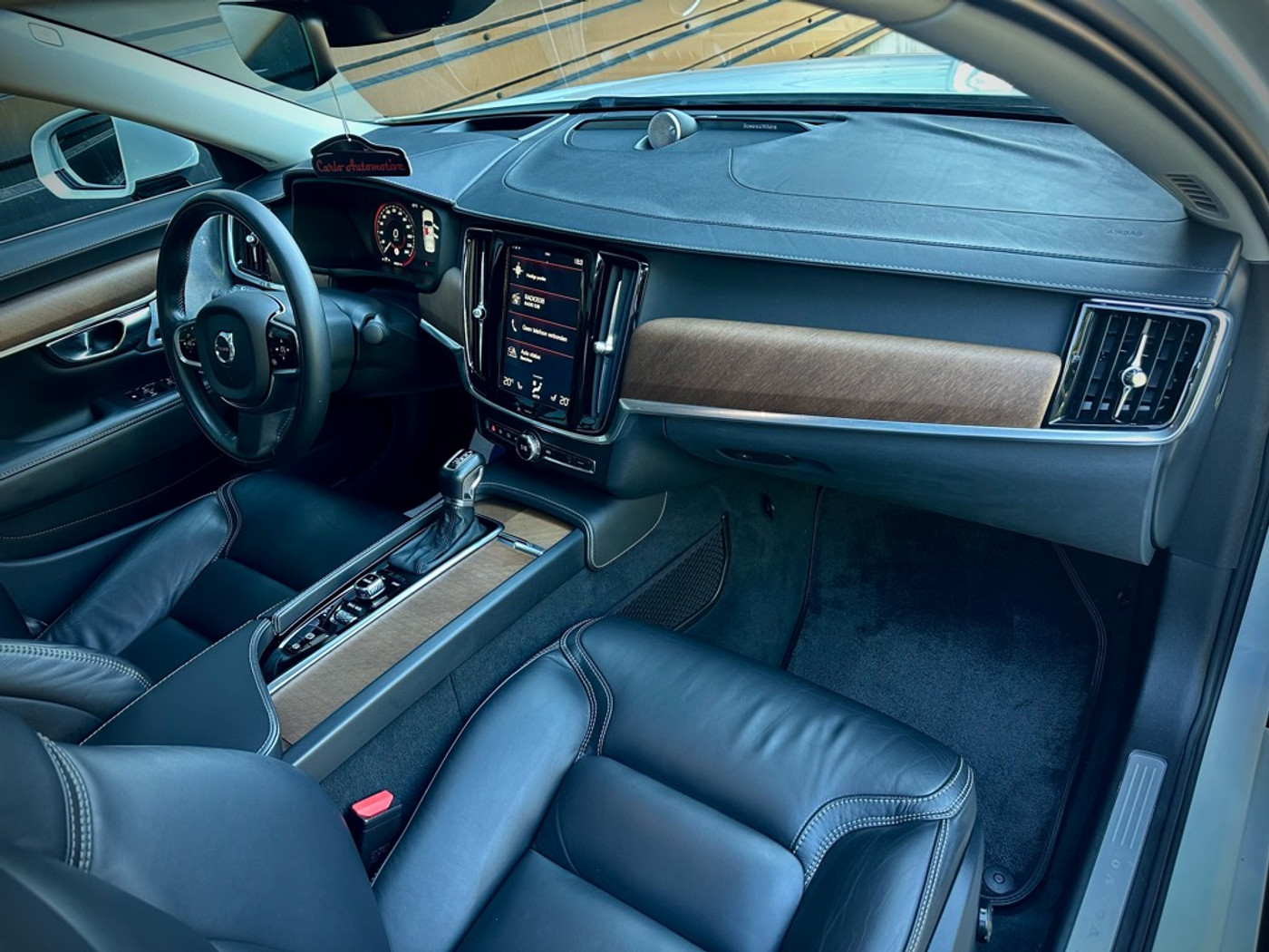 Foto van Volvo S90