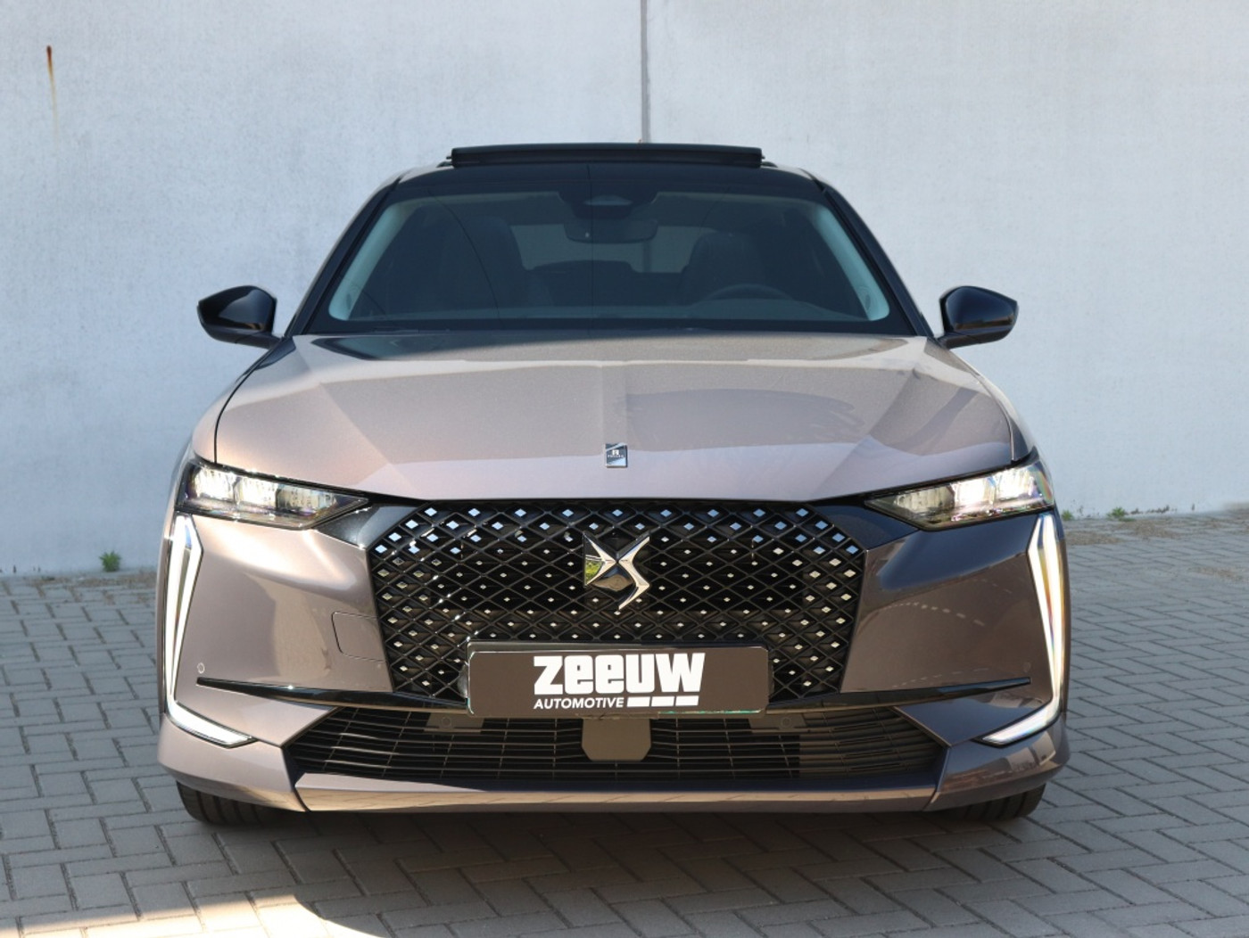 Foto van DS Ds4