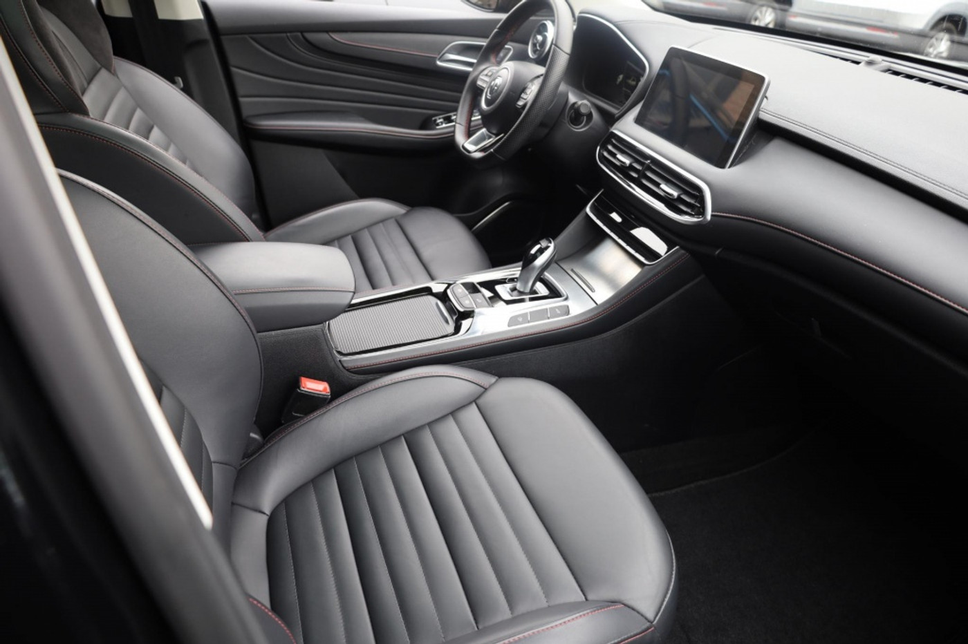 Foto van MG MG Ehs Plug-in Hybrid