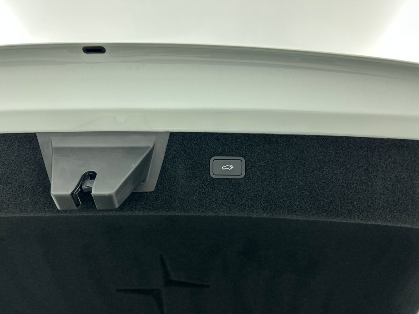Foto van Polestar Polestar 4