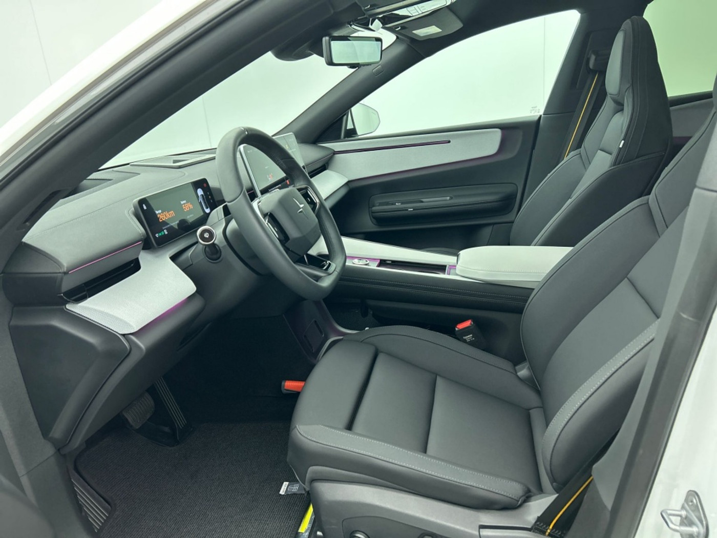 Foto van Polestar Polestar 4