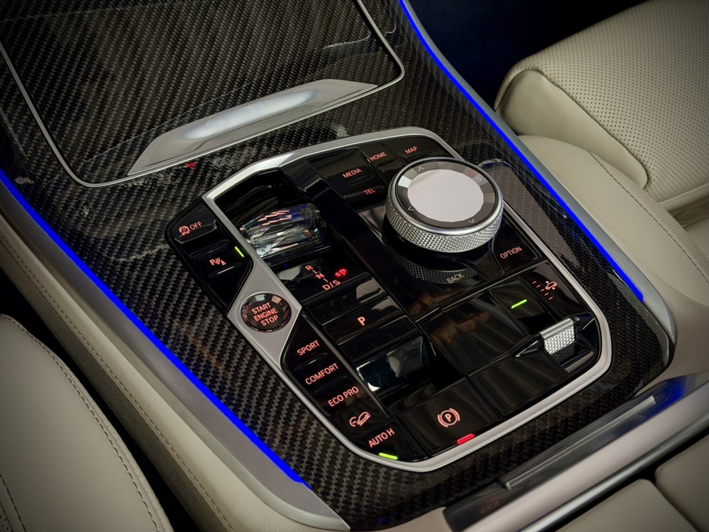 Foto van BMW X5 M60i xDrive