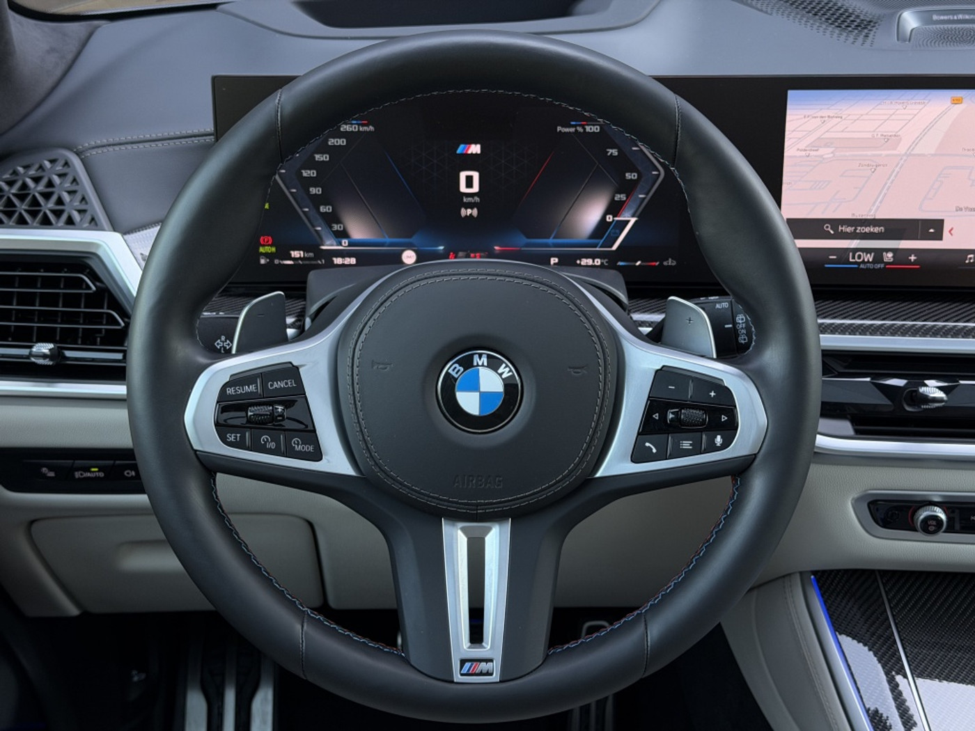 Foto van BMW X5 M60i xDrive