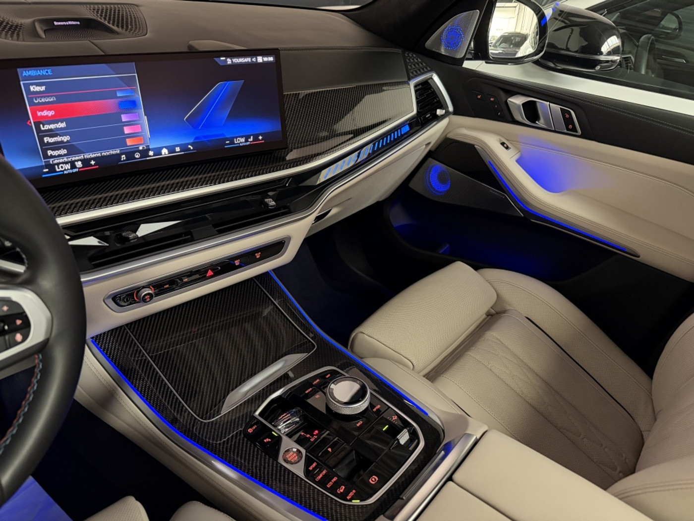 Foto van BMW X5 M60i xDrive