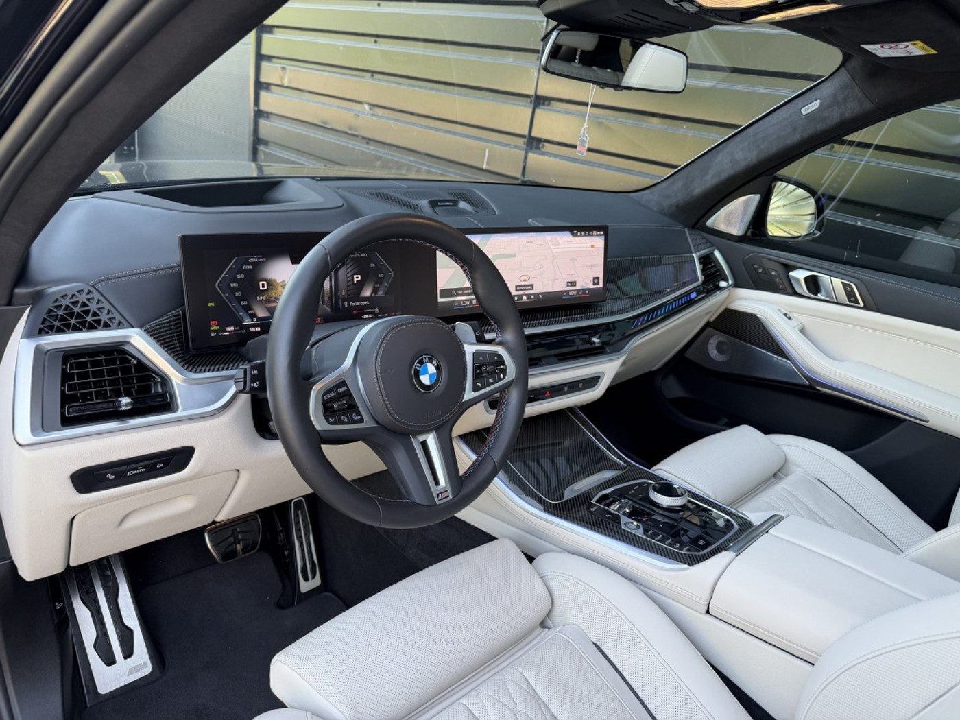 Foto van BMW X5 M60i xDrive