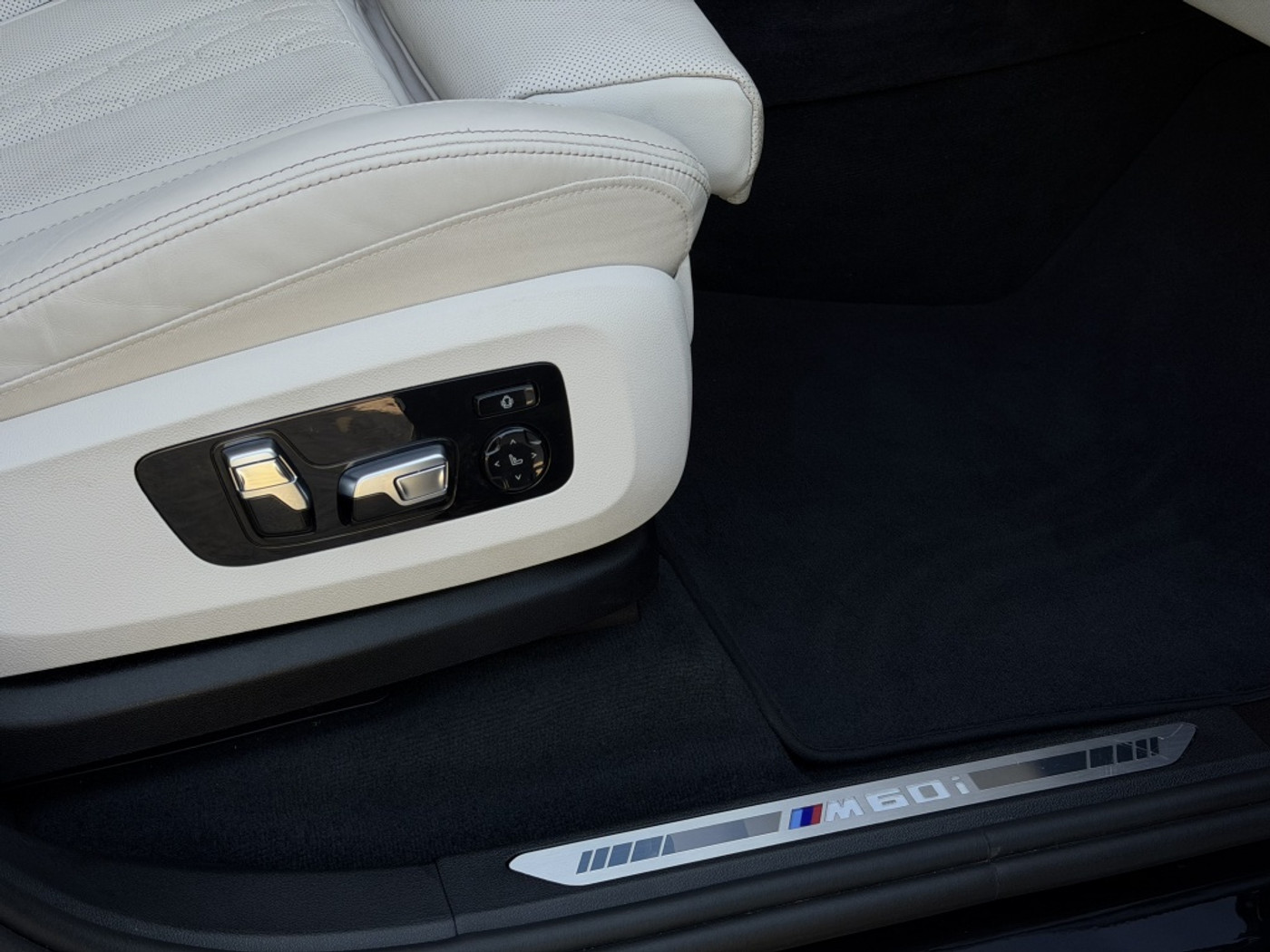 Foto van BMW X5 M60i xDrive