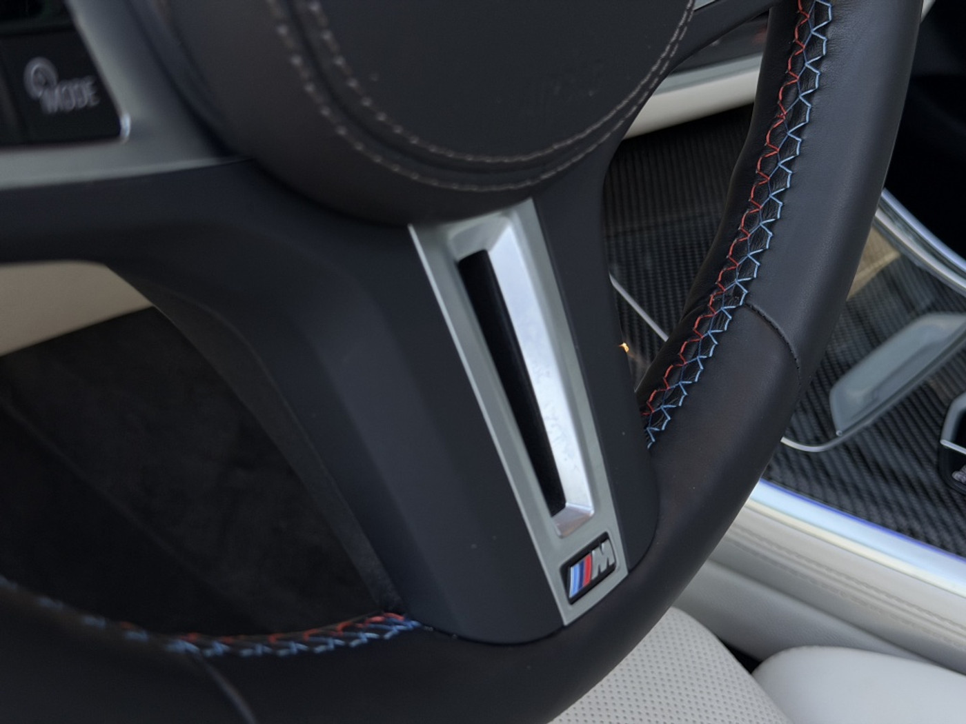 Foto van BMW X5 M60i xDrive